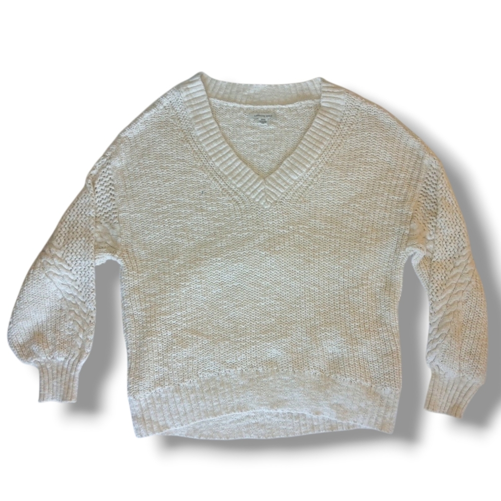 LIKE NEW American Eagle V-Neck Cable Knit Sweater, Size Medium